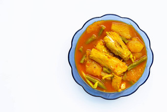 泰国食物酸汤使绿色木瓜长豆pineap