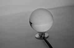 水晶玻璃球球医疗听诊器灰色梯度背景