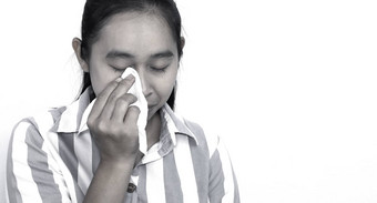 亚洲年轻的女人眼睛刺激眼睛problemb组织纸擦眼泪孤立的白色背景健康医疗概念