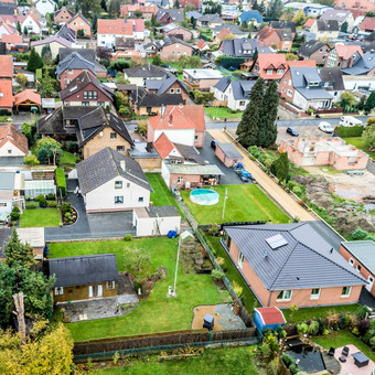 郊区<strong>结算</strong>德国梯田房子首页