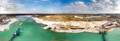 复合全景空中照片空中照片湿矿业操作白色石英沙子绿色蓝色的独木舟湖大吸挖泥船