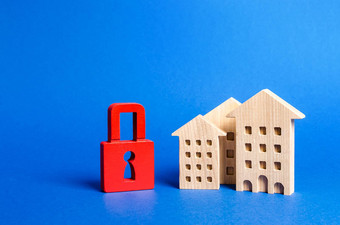 房子红色的挂锁不可用昂贵的真正的房地产房子保险安全安全没收债务报警系统癫痫发作财产保护财产权利