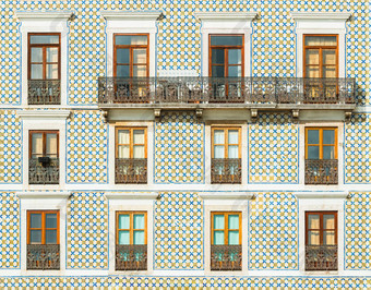 外观建筑覆盖传统的葡萄牙语瓷砖典型的建筑装饰里斯本葡萄牙