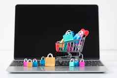 色彩斑斓的微型购物袋移动PC在线购物