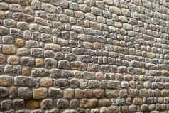 变形有偏见的古老的石头墙历史建筑