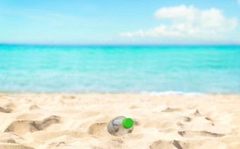 海滩浪费水<strong>瓶</strong>沙子垃圾处理生态保存
