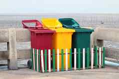 垃圾垃圾箱垃圾海滩桶塑料本排序浪费回收