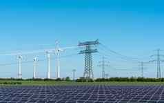 太阳能能源面板风权力电塔