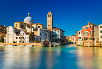 威尼斯意<strong>大</strong>利<strong>大</strong>运河威尼斯体系结构清晰的蓝色的天空背景长曝光<strong>摄影</strong>