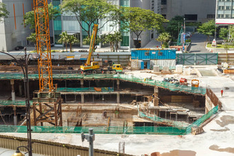 在香港香港<strong>中国</strong>约摩天大楼挖掘机拆除建筑在香港香港巨大的建设网站概念城市现代<strong>发展</strong>网站收缩