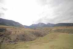美丽的山景观野生动物吉尔吉斯斯坦云天空吉尔吉斯斯坦