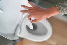 冲洗消毒液湿巾厕所。。。纸短缺替代恐慌购买冠状病毒outbreark导致首页厕所阻塞