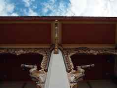 屋顶泰国寺庙教堂
