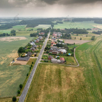 空中视图村郊区农村区域Saxony-Anhalt