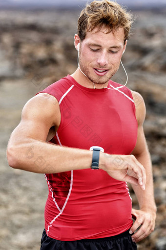 跑步者心率活动智能手表