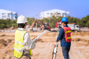 建设工程师工头工人检查建设网站基础设施建设项目