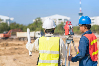 建设工程师工头工人检查建设网站基础设施建设项目