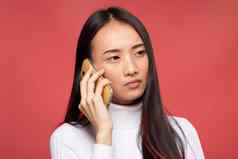女人亚洲外观沟通电话生活方式技术孤立的背景