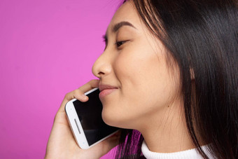 快乐的女人电话手沟通生活方式技术
