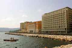那不勒斯意大利7月那不勒斯海岸线皇家大陆酒店大学