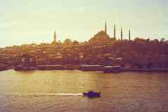 伊斯坦布尔城市景观著名的建筑轮廓