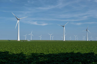 风涡轮空中视图无人机视图风力公园韦斯特米尔戴克风车农场湖艾瑟尔湖最大的荷兰可持续发展的发展可再生能源