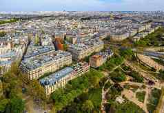 空中视图巴黎城市埃菲尔铁塔塔法国4月