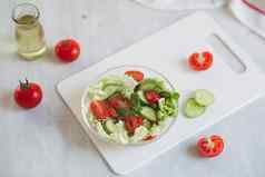 健康的生活方式饮食概念新鲜的绿色沙拉