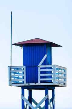 蓝色的救援小屋桑迪海滩安全放松海洋美丽的阳光明媚的一天