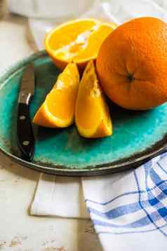 成熟的橙色水果