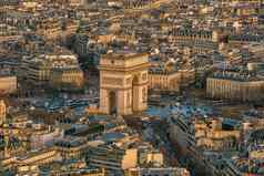 著名的香榭丽舍大街弧凯旋门巴黎
