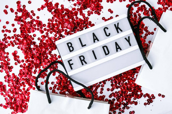 lightbox文本黑色的星期五白色背景纸购物袋出售购物概念模板黑色的星期五出售模型秋天感恩节促销活动广告假期