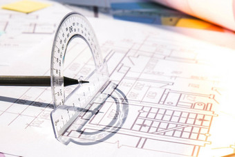 铅笔量角器建筑项目图纸工具架构师工作场所工程室内设计师的工作表格