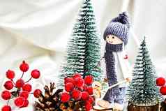 圣诞节作文娃娃滑雪冷杉树节日装饰丝绸圣诞节一年问候卡