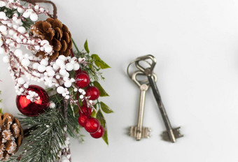 美丽的圣诞节背景装饰房子关键锁概念金融住房贷款前视图白色背景