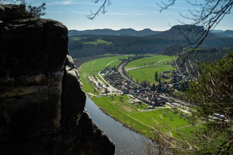 视图bastei的观点易北河河美丽的景观风景砂岩山撒克逊人瑞士国家公园德国