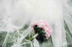 婚礼花束牡丹婚礼美丽的花束花