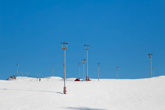 滑雪度假胜地雪坡小道人工照明塔