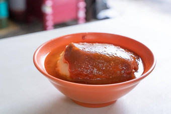 tamsuiagei年龄aburaage美味的著名的街食物台北台湾塞绿豆豆面条辣椒酱汁一流的生活方式关闭