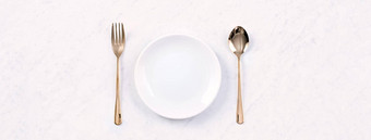 情人节一天餐设计概念浪漫的板菜集孤立的大理石白色背景餐厅假期庆祝活动促销前视图平躺