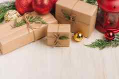 圣诞节一年礼物盒子集合包装卡夫纸木背景