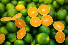 新鲜选绿色橘子Mandarines柑橘柑橘类橙子
