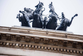 马赫利俄斯雕像摘要视图马皮卡迪利大街伦敦1月