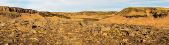 垂直图像冰岛地形温暖的棕色（的）橙色音调