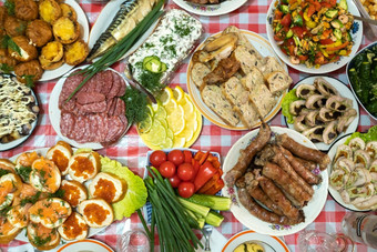 很多食物宴会表格大数量准备菜表格假期表格