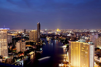 曼谷泰国7月视图景观曼谷塔河晚上市中心城市景观《暮光之城》泰国摩天大楼公寓