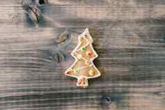 节日食物厨房背景纹理自制的姜饼饼干木表格圣诞节一年庆祝活动传统