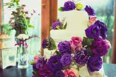 婚礼蛋糕植物紫色的花古董语气