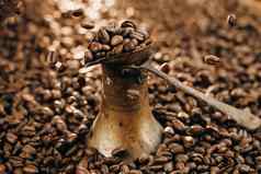 土耳其咖啡能咖啡豆分散豆子表面