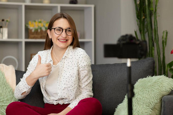 女视频博客在线观众订阅<strong>通道</strong>技术写博客人概念视频博客在线观众订阅<strong>通道</strong>